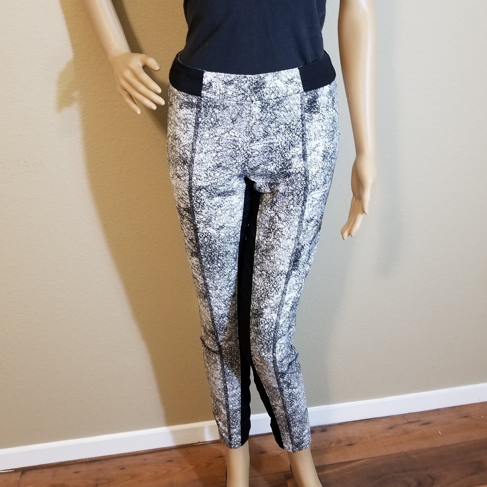 GUESS Two-tone Skinny Pants